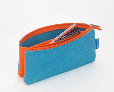Itoya Profolio Midtown Pouches are designed to carry pens, pencils, markers and art supplies.