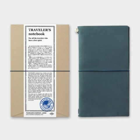 Midori Traveler's Notebook Starter Kit- Regular Size- Blue adds another dimension of color to your favorite customizable notebook. 