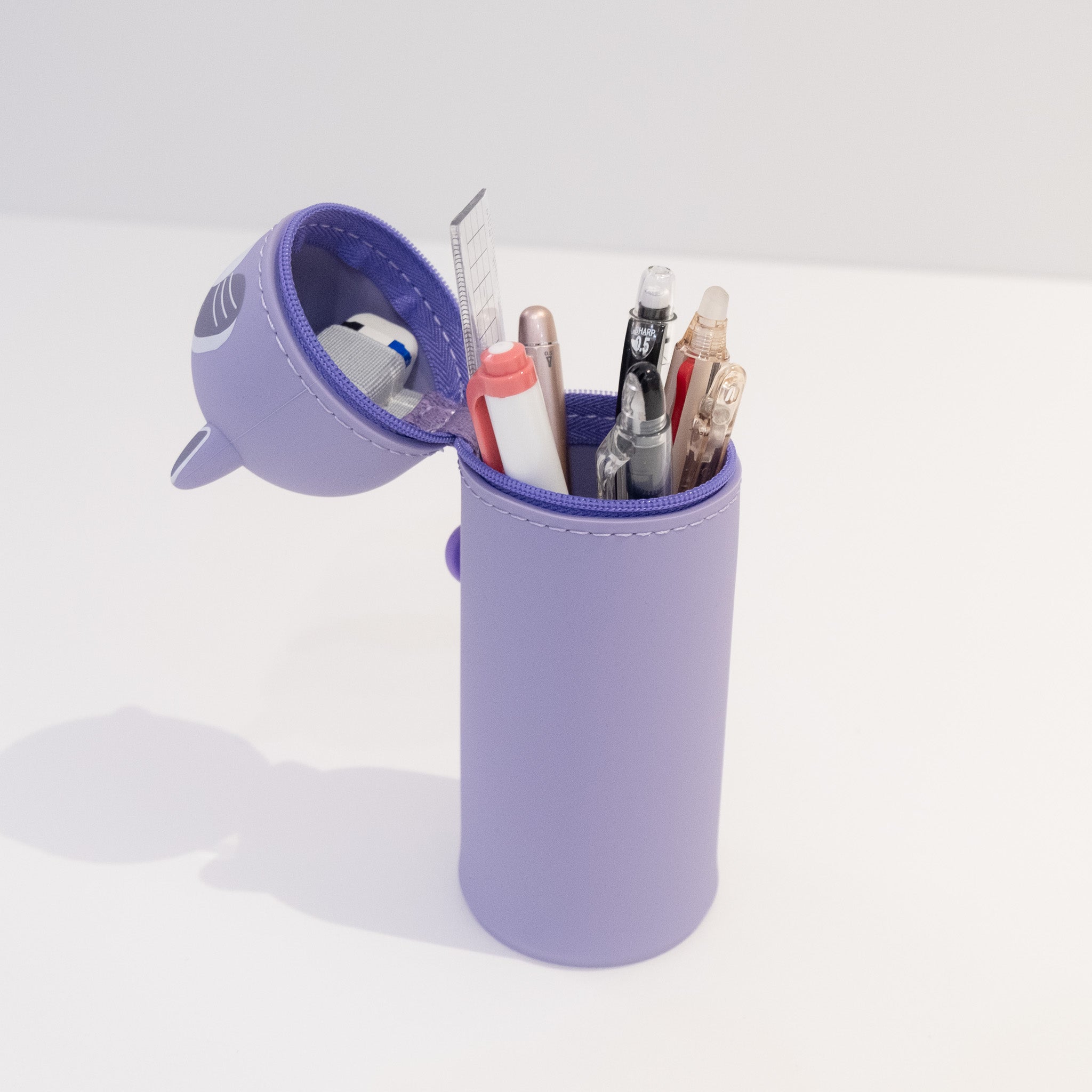 Punilabo Stand Up Pen Case- Racoon
