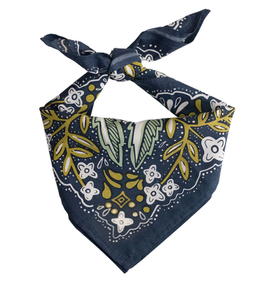 Handker Bandana No. 017 Amelia tied as neckerchief