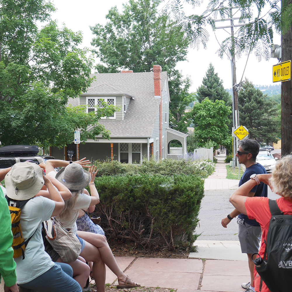 Sketch Crawl class in progress with students looking at architecture