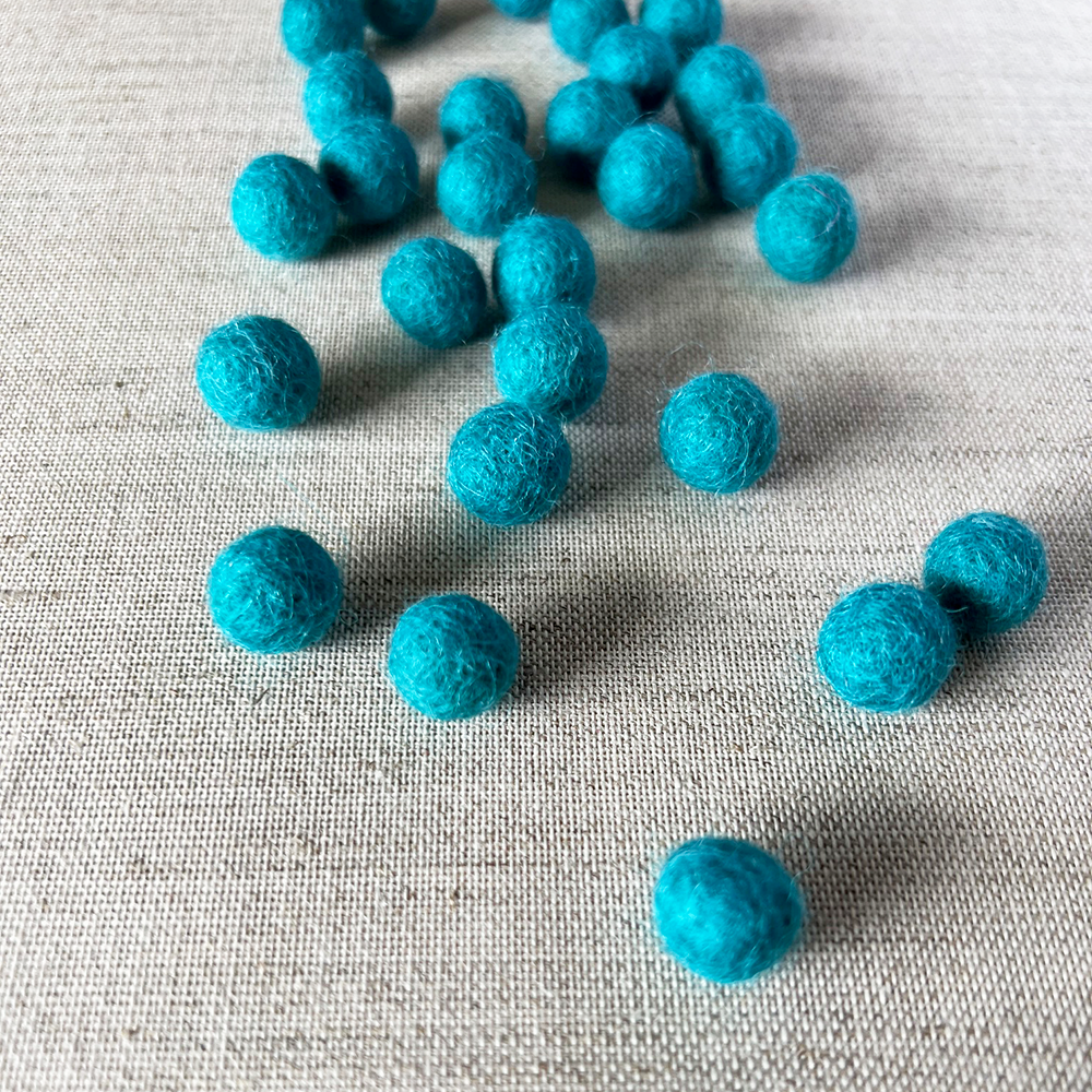 Wool Felt Pom Pom Balls - 1cm- Turquoise