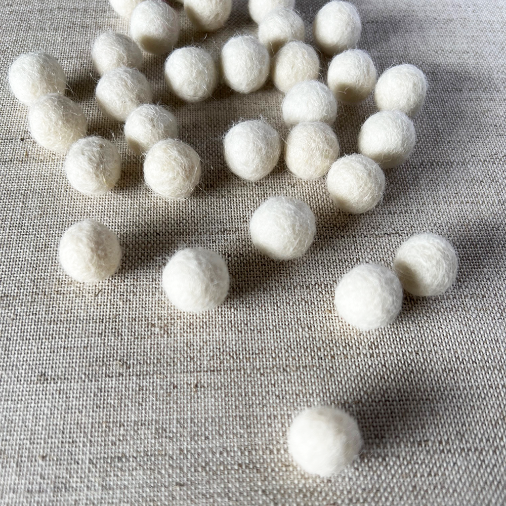 Wool Felt Pom Pom Balls - 1cm- natural