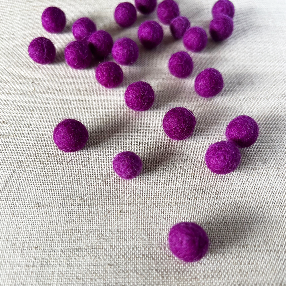 Wool Felt Pom Pom Balls - 1cm- purple