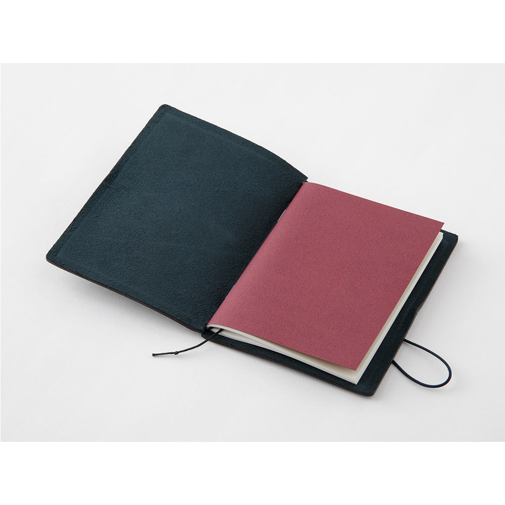 TRAVELER'S notebook Starter Kit-Passport Size in Olive — Two Hands