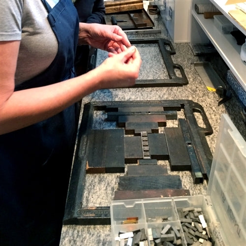 Using Metal Type – Intro to Letterpress class Hand setting type