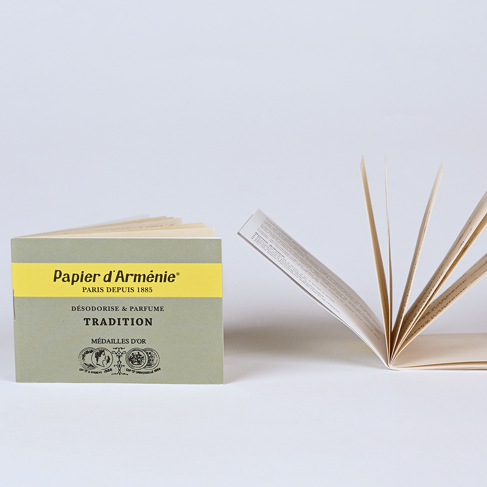 Tradition incense paper is the original scent (green booklet)
