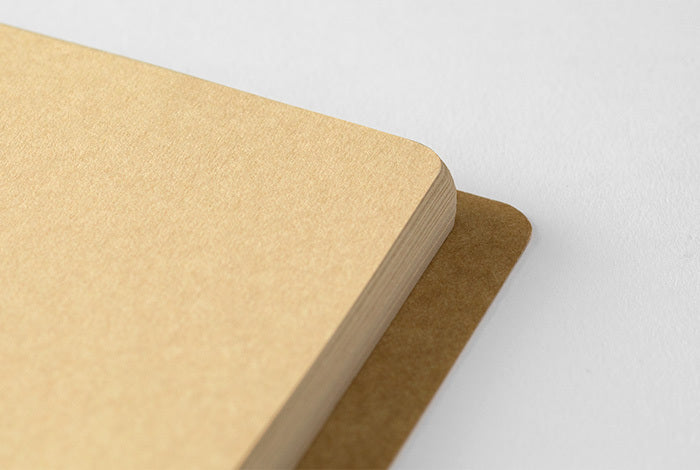 Midori spiral B6 notebook features 80 sheet (160 pages) of fine kraft paper. 